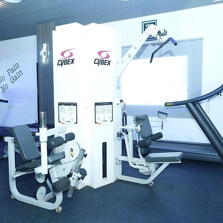 שארג'ה Nova Park Hotel מראה חיצוני תמונה