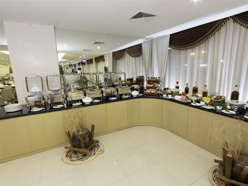 שארג'ה Nova Park Hotel מראה חיצוני תמונה